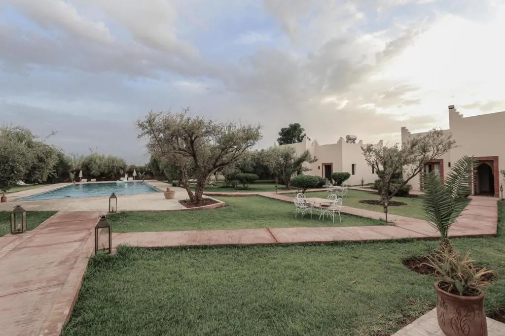 Domaine d’Exception à Usage Touristique – À Vendre Route de Ouarzazate — photograph 6