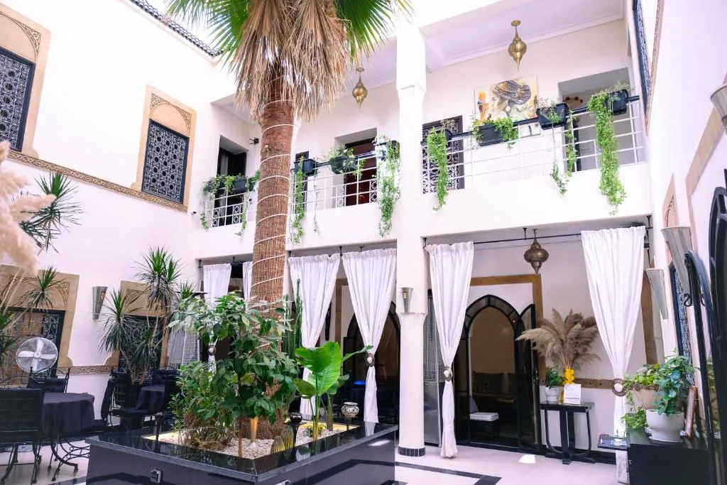 Riad d’exception à vendre – Médina, Marrakech — photograph 2