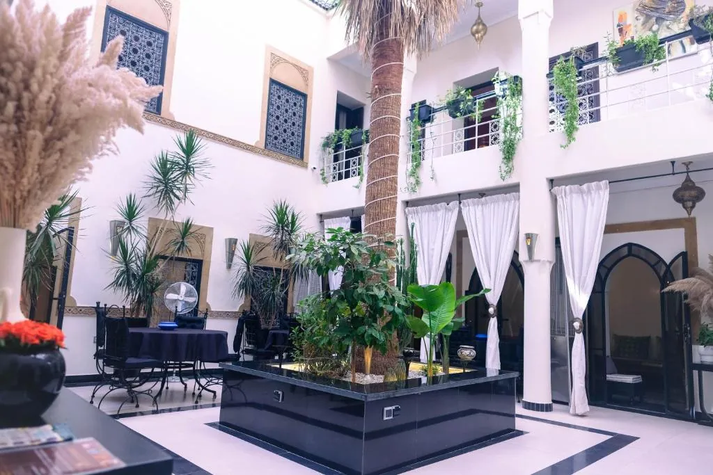 Riad d’exception à vendre – Médina, Marrakech — photograph 3