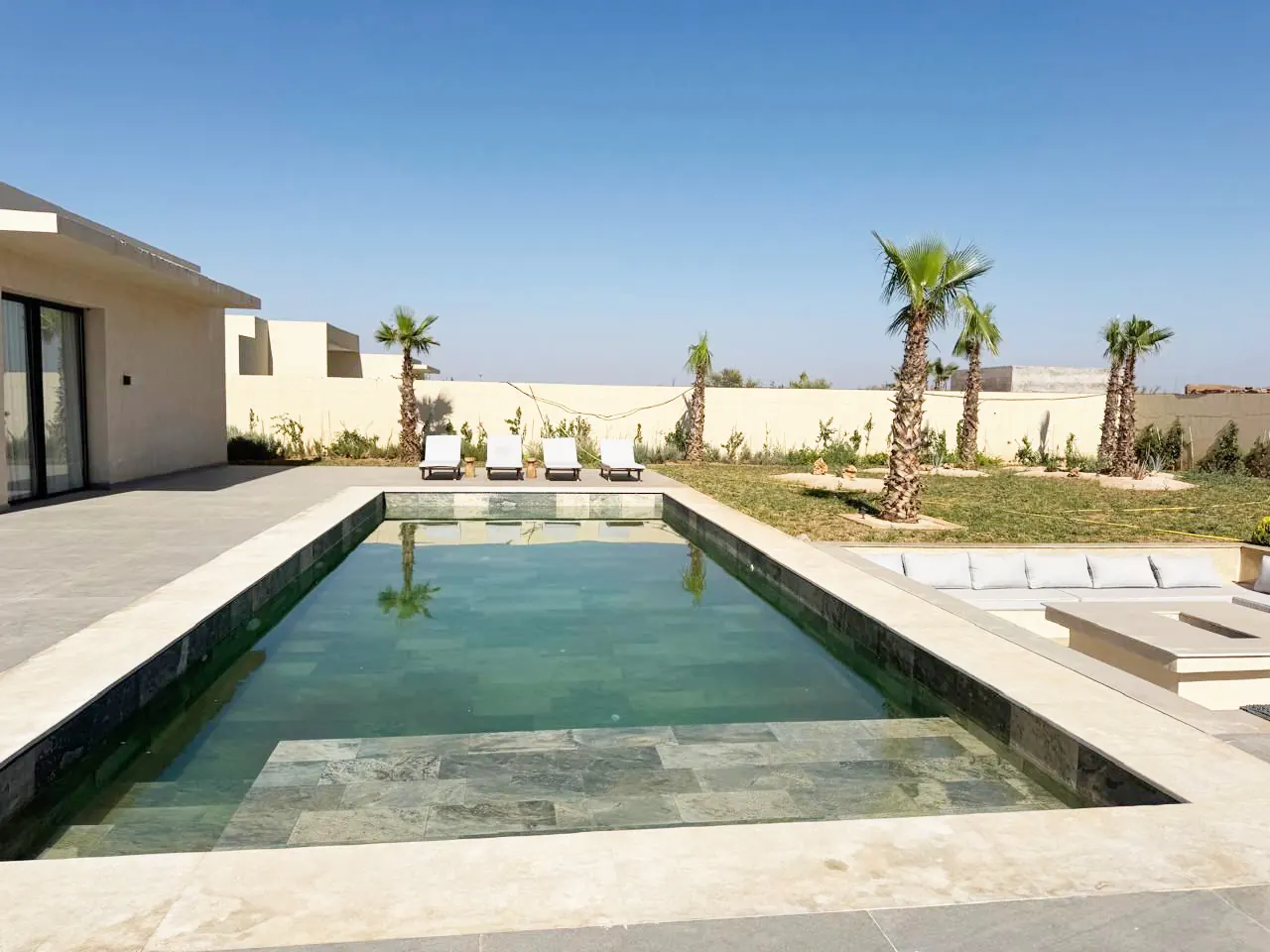 Villa — Villa a vendre - route de ouarzazat