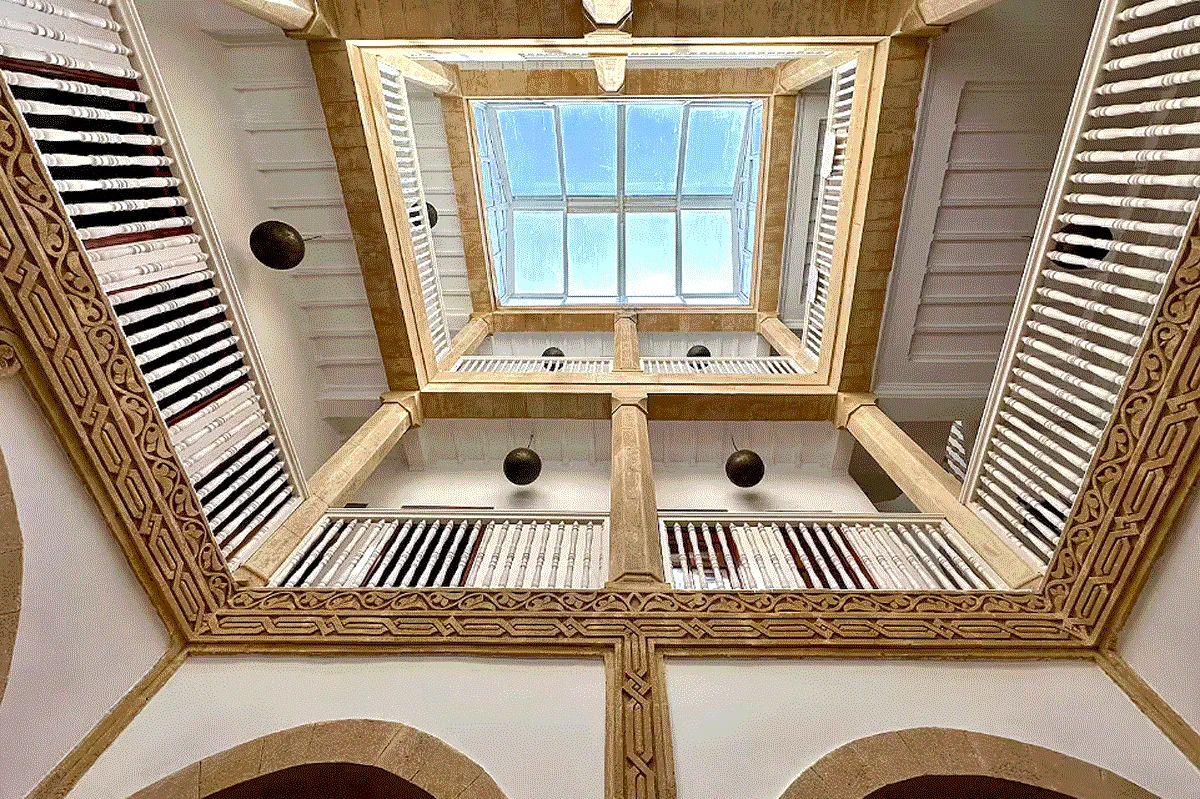 À vendre – Riad d’Exception en Premier Rang sur les Remparts d’Essaouira — photograph 3