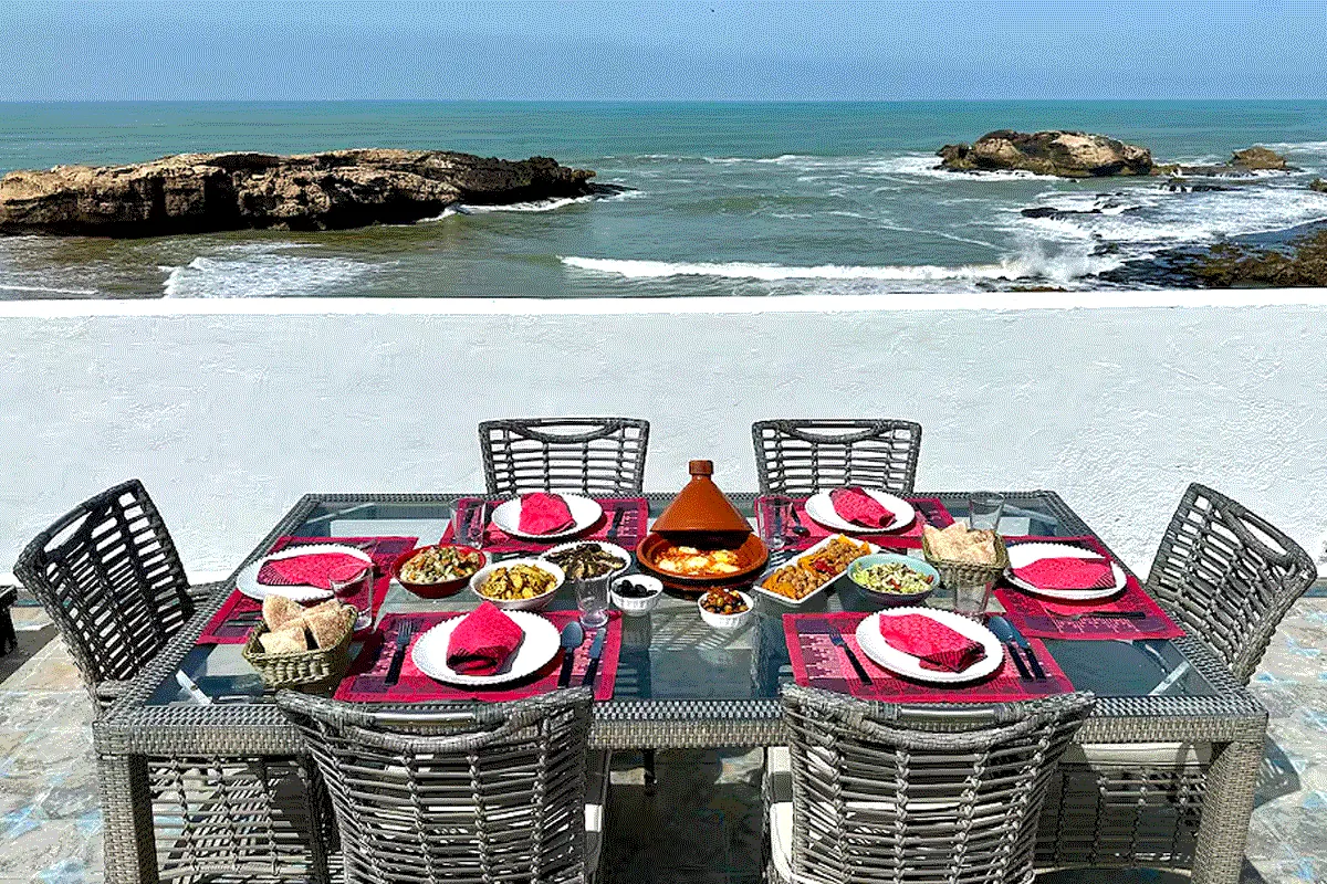 Riad — À vendre – Riad d’Exception en Premier Rang sur les Remparts d’Essaouira