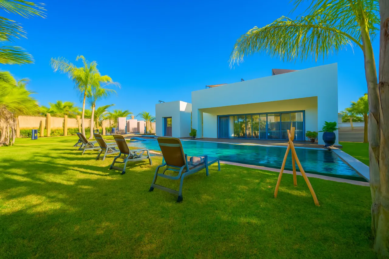 À Vendre – Villa Contemporaine de Prestige — photograph 1