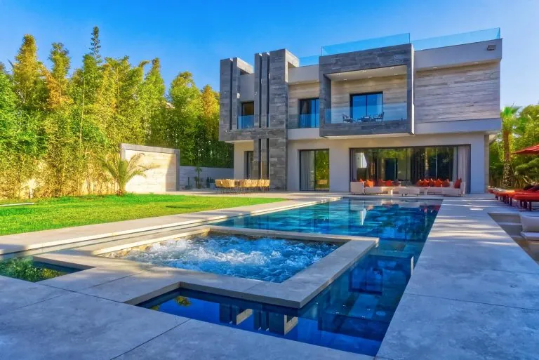 Villa Beverly Hills II — photograph 1