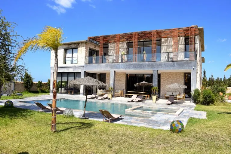 Villa — Villa Octagon